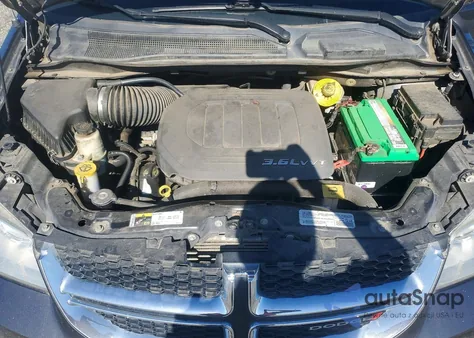 2018 Dodge Grand Caravan Sxt z USA, uszkodzony, nr VIN 2C4RDGCG4JR207656